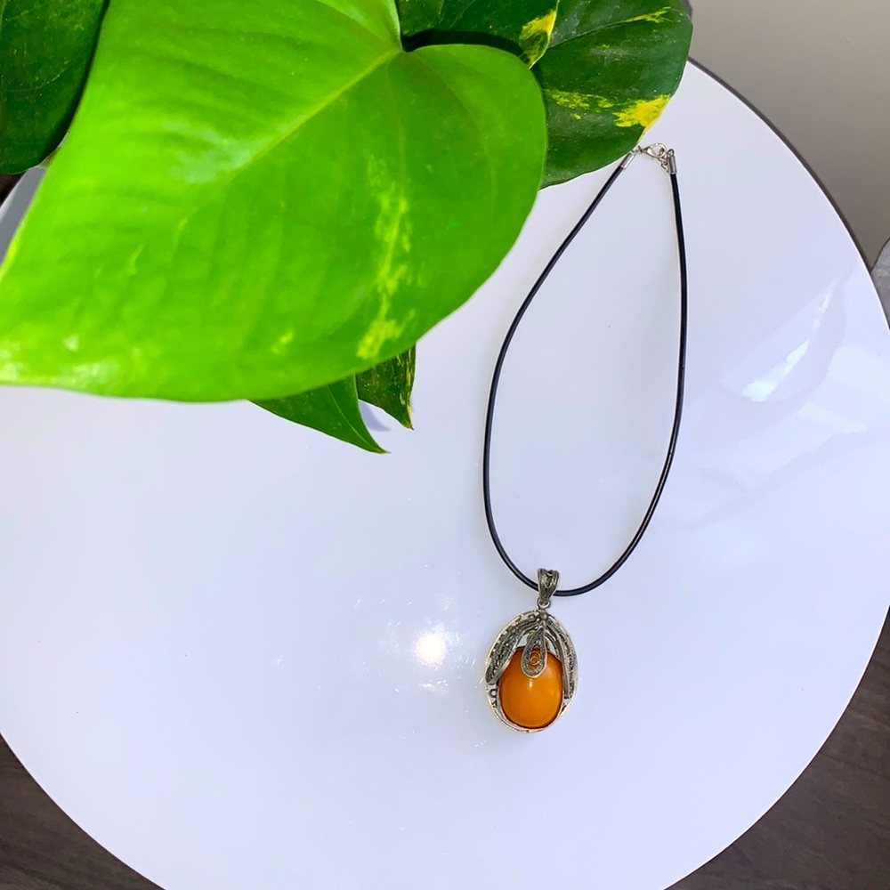 Statement pendant